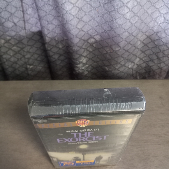 The Exorcist Vhs 25th Anniversary Special Edition New Factory Sealed - Picture 2 of 7